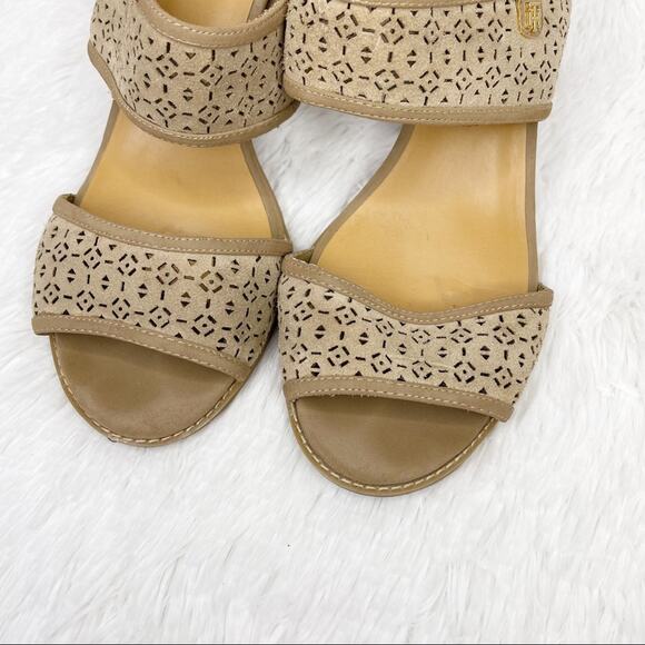 TOMMY HILFIGER / tan laser cut chunky sandals - Picture 8 of 11